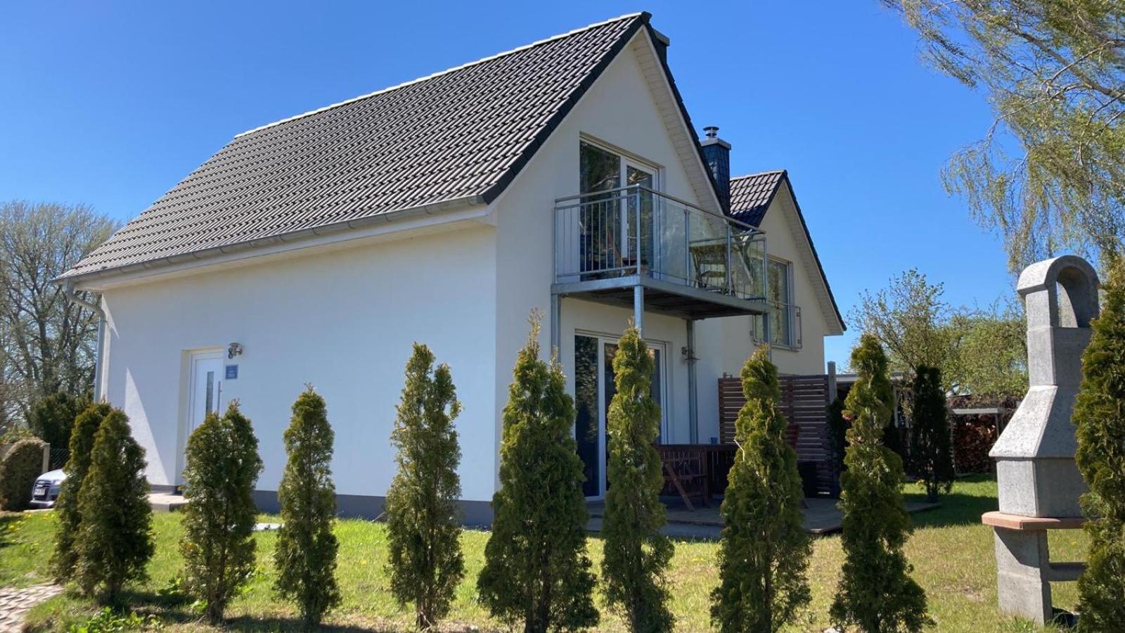 Boddenhus Loissin Villa Екстериор снимка